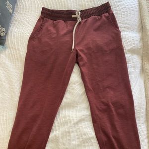Vuori joggers- lux ribbed performance joggers; maroon color